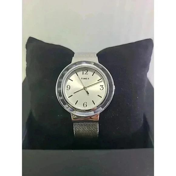 Womens Timex T2P196 Silver Mesh Dress Watch Mirror Bezel New Battery Art Deco - Picture 1 of 8